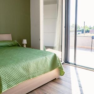Uitgebreide Kamer met een King Size Bed